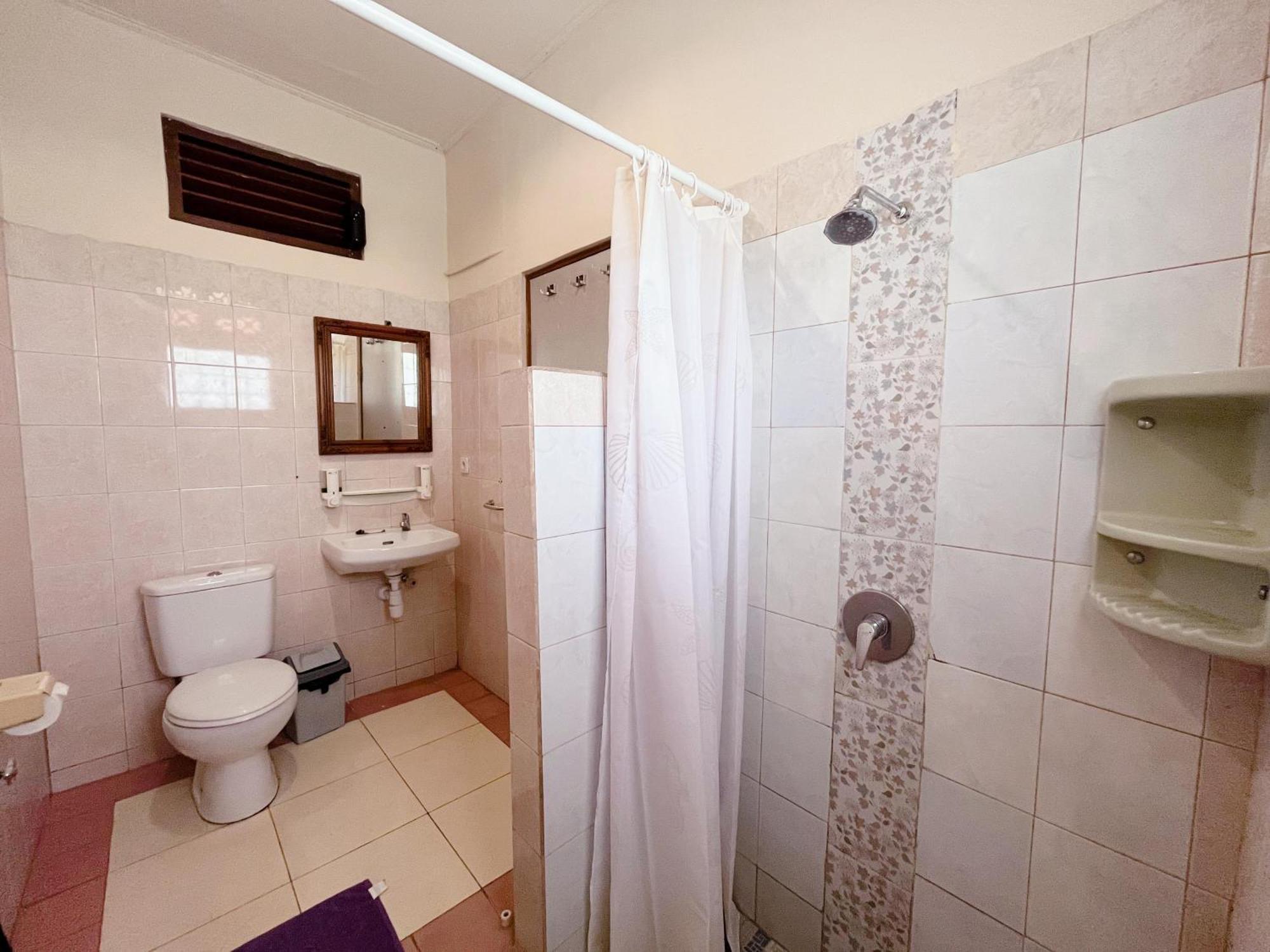 Agung'S Annex Homestay サヌール エクステリア 写真